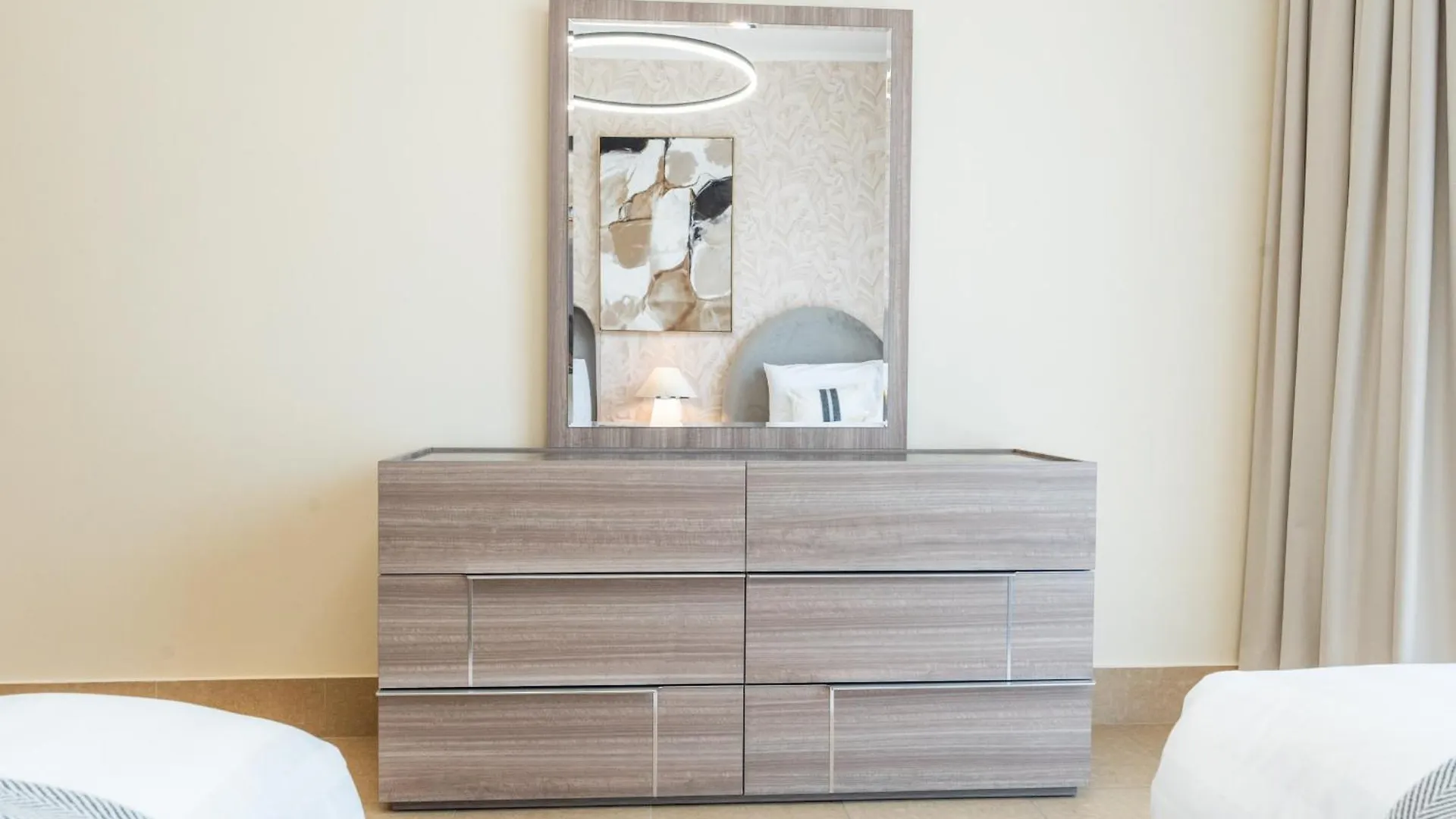 2 Bedroom In Zanzabeel 4 By Pk Holidays Dubai Apartment
