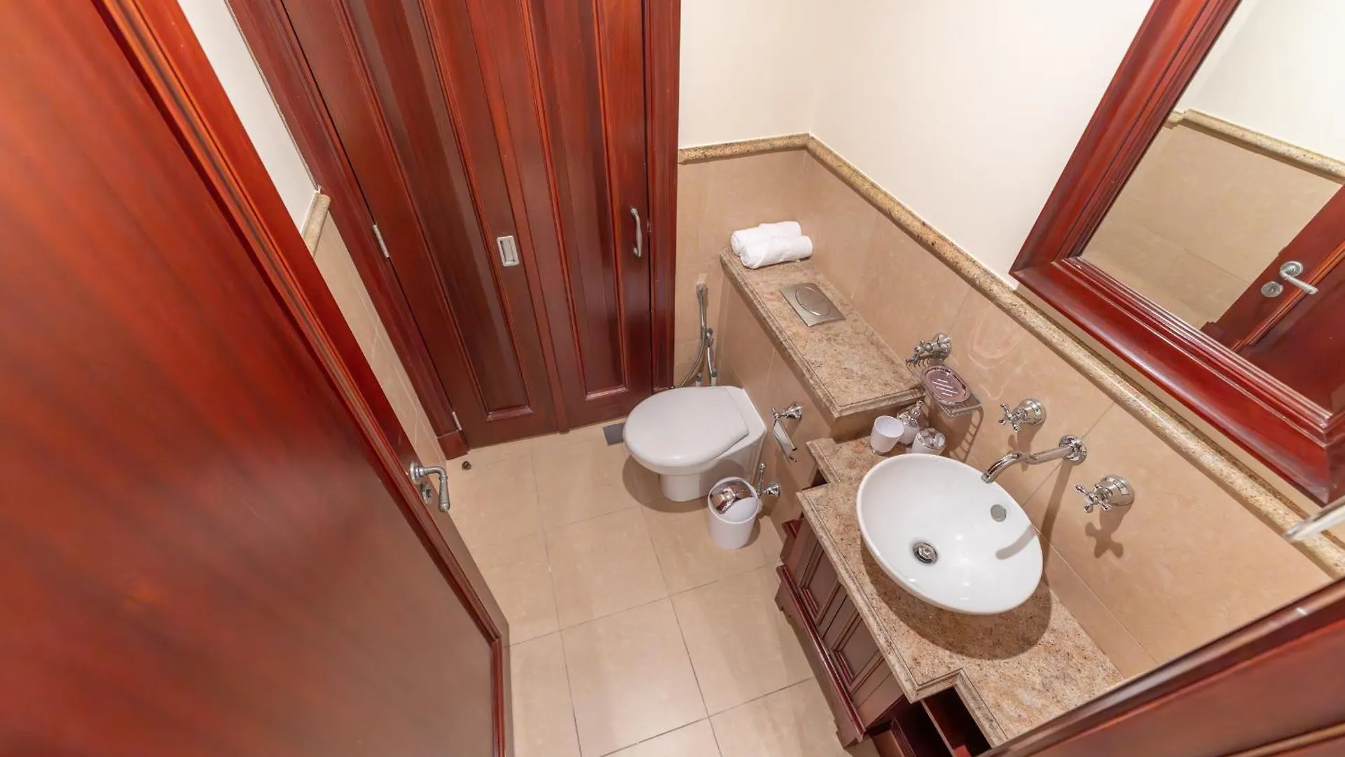 2 Bedroom In Zanzabeel 4 By Pk Holidays Dubái Emiratos Árabes Unidos